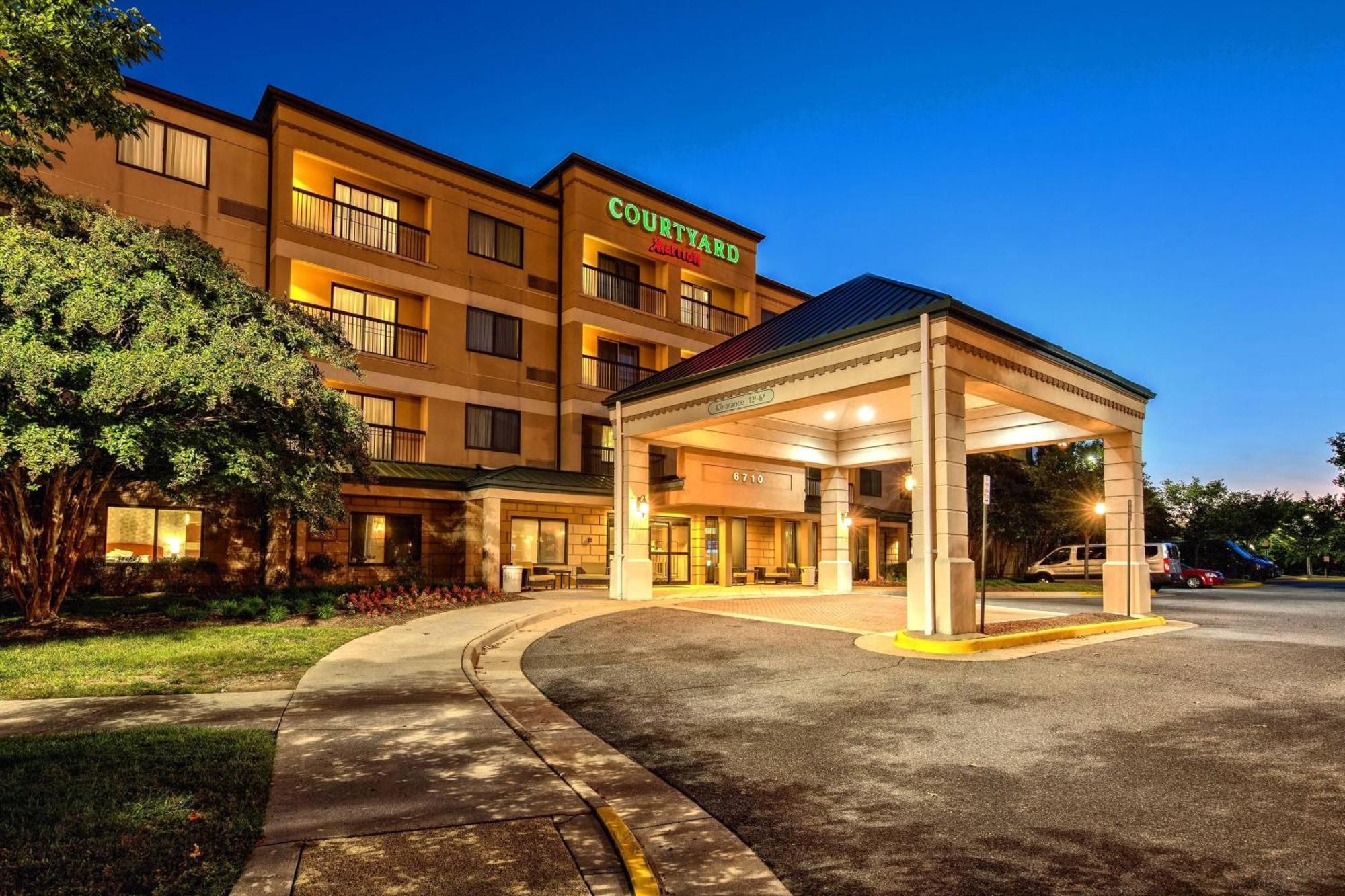 Courtyard By Marriott Springfield Hotel Exterior photo