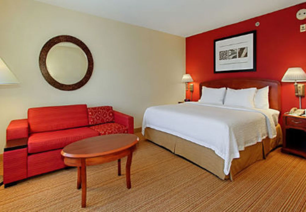 Courtyard By Marriott Springfield Hotel Exterior photo