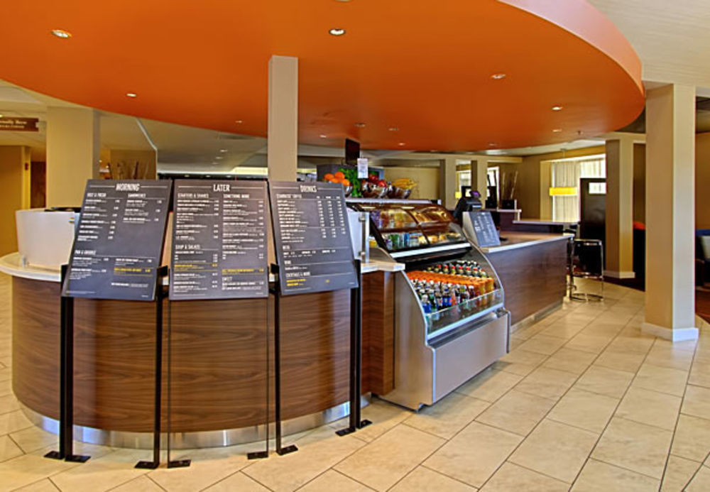 Courtyard By Marriott Springfield Hotel Exterior photo