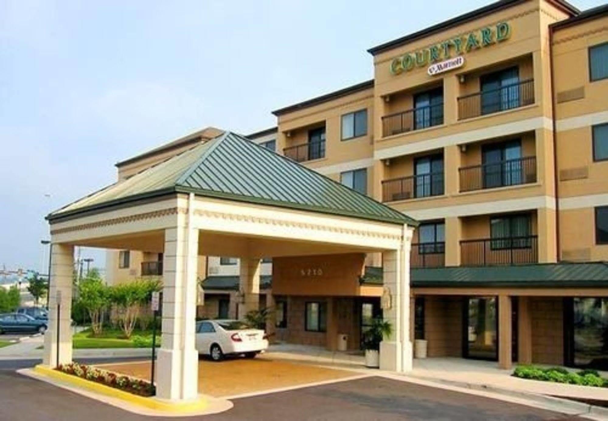 Courtyard By Marriott Springfield Hotel Exterior photo