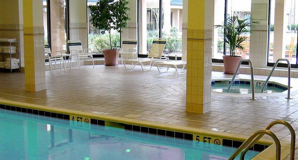 Courtyard By Marriott Springfield Hotel Exterior photo